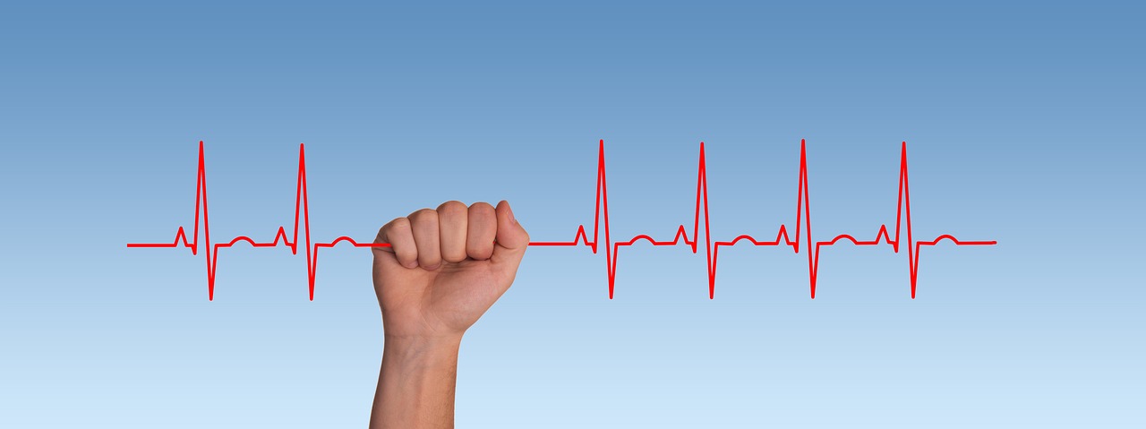 Graphic showing a healthy heart beat
